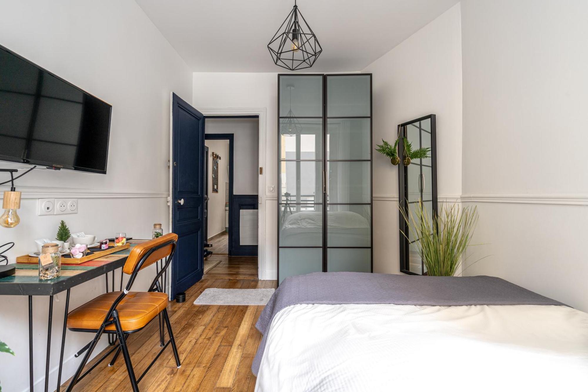 Au Marche Aux Puces De Saint Ouen Apartman Kültér fotó