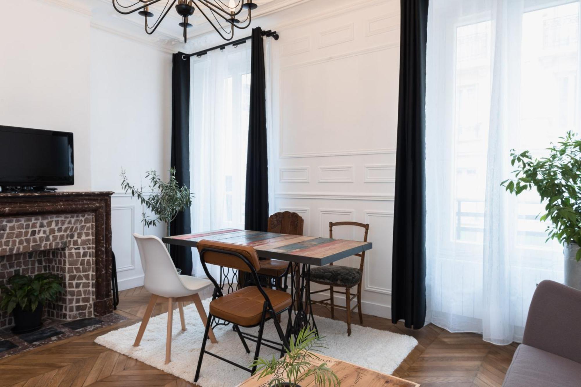 Au Marche Aux Puces De Saint Ouen Apartman Kültér fotó